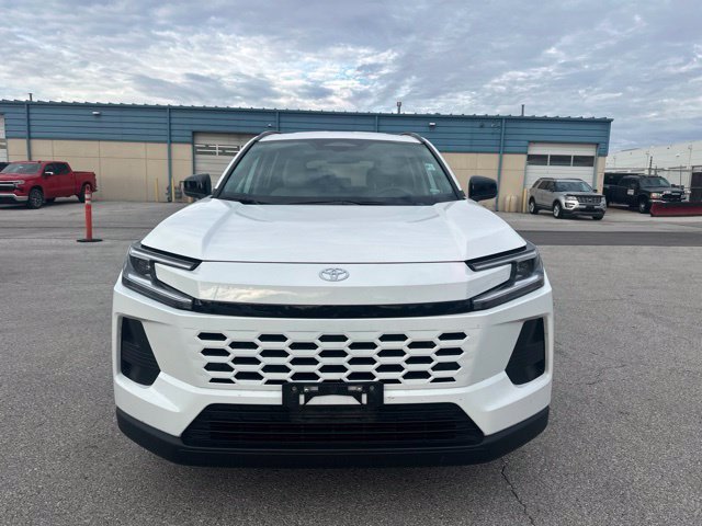 Used 2026 Ice Cap Toyota LE image 10