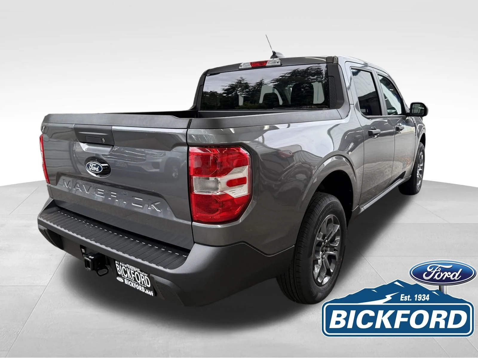 New 2026 Gray Ford XLT image 5