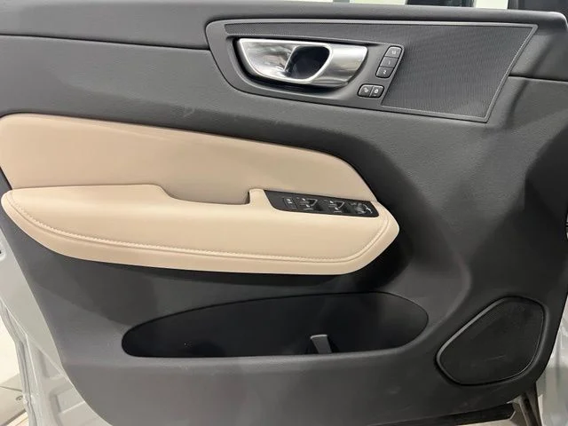 New 2026 Vapour Grey Volvo Plus image 9