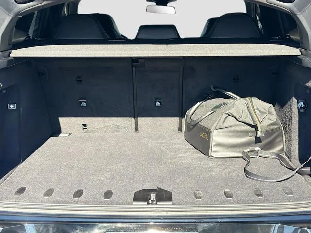 New 2026 Mineral White Metallic BMW Label image 12