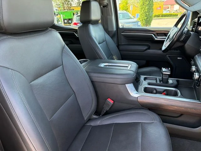 Used 2022 Silver GMC SLT image 25