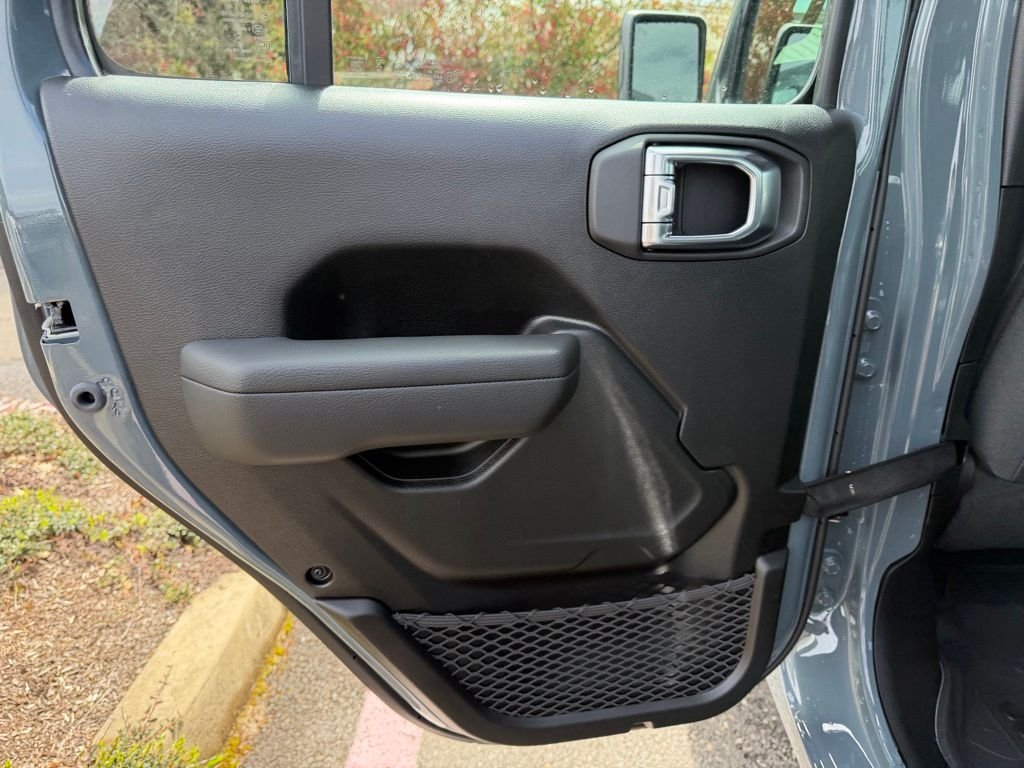 New 2026 Anvil Clear-Coat Exterior Paint Jeep Sport image 28