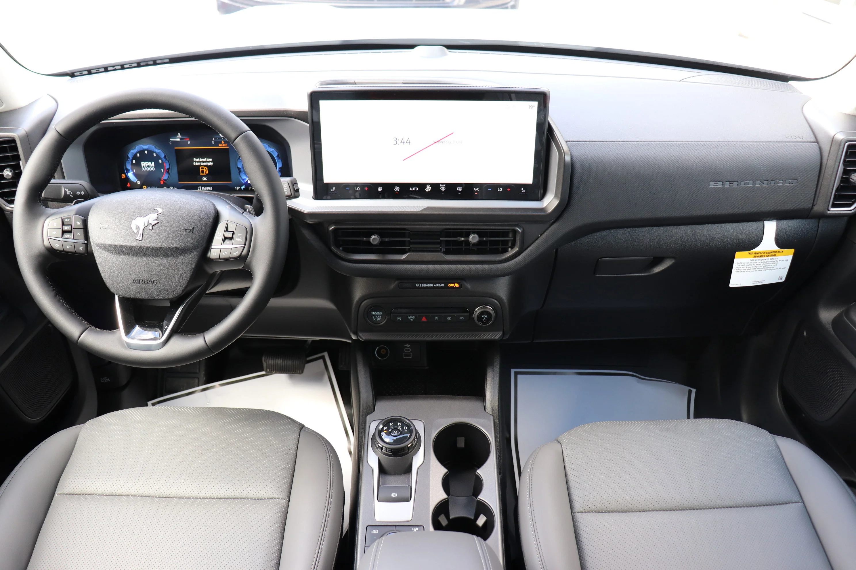 New 2026 SPACE WHITE METALLIC Ford Badlands image 20