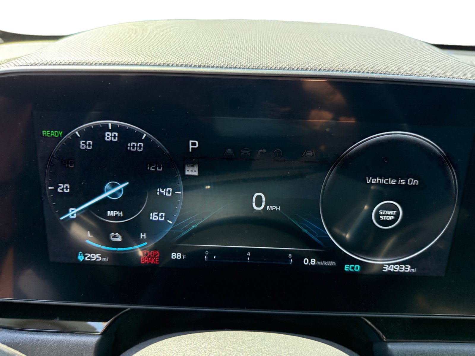 Used 2024 Green Kia Wind image 11