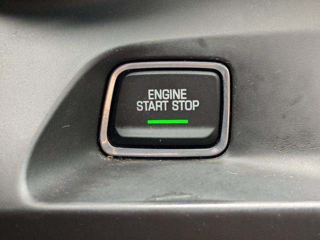 Used 2018 Silver Chevrolet 1LT image 32