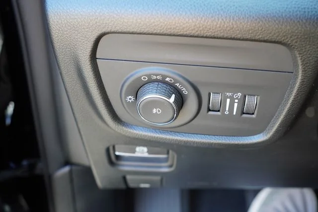 Certified Used 2025 Black Jeep Limited image 28