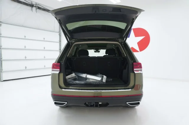 New 2026 Avocado Green Pearl Volkswagen 2.0T SE w/Technology image 7