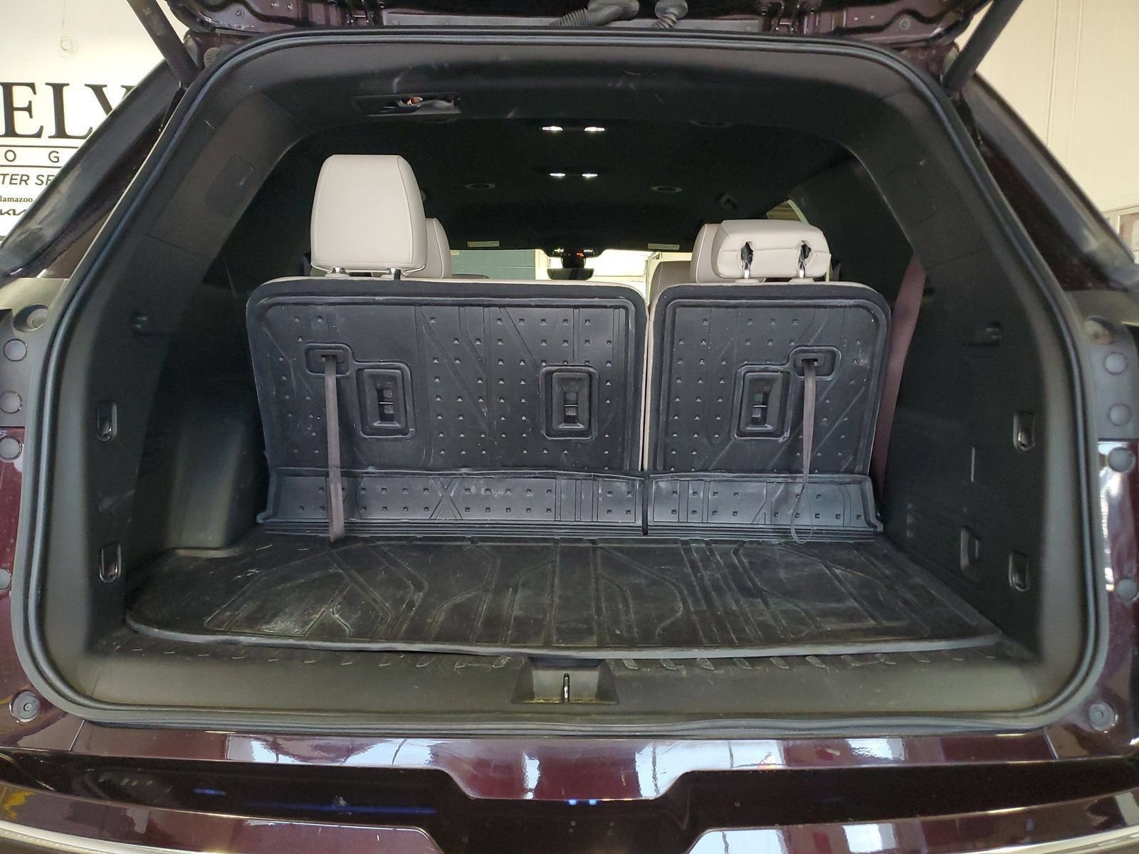 Used 2023 Red Chevrolet Premier image 8