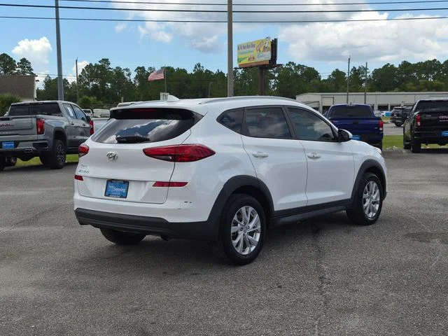 Used 2021 White Hyundai Value image 5