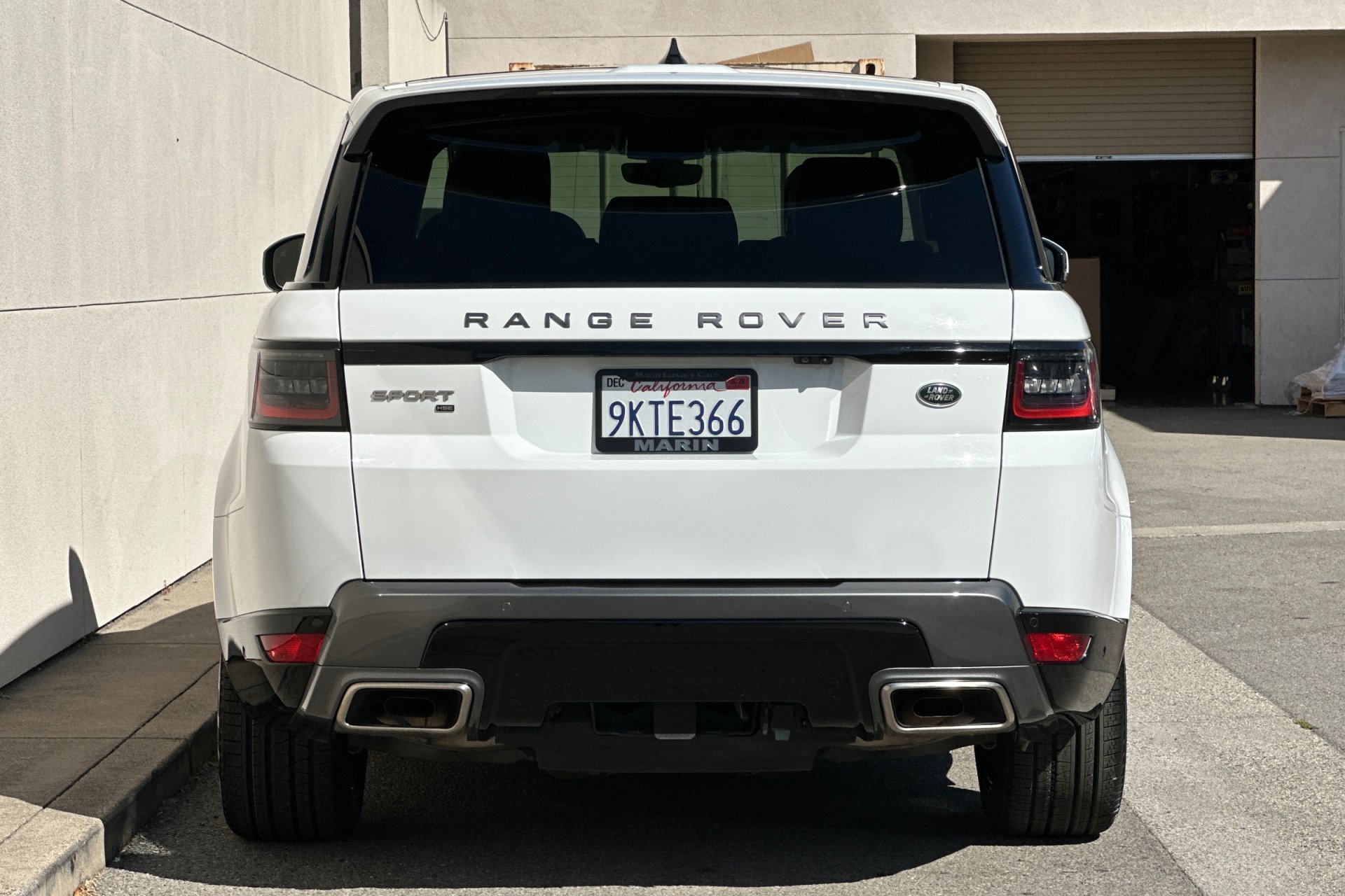 Used 2022 Fuji White Land Rover HSE Silver Edition image 7