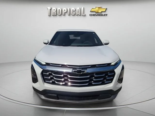 New 2027 Summit White Chevrolet LT image 8