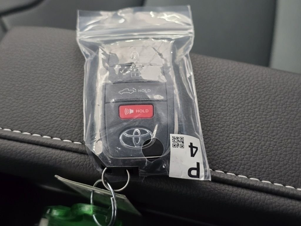 2026 Toyota Tundra Limited - Photo 34