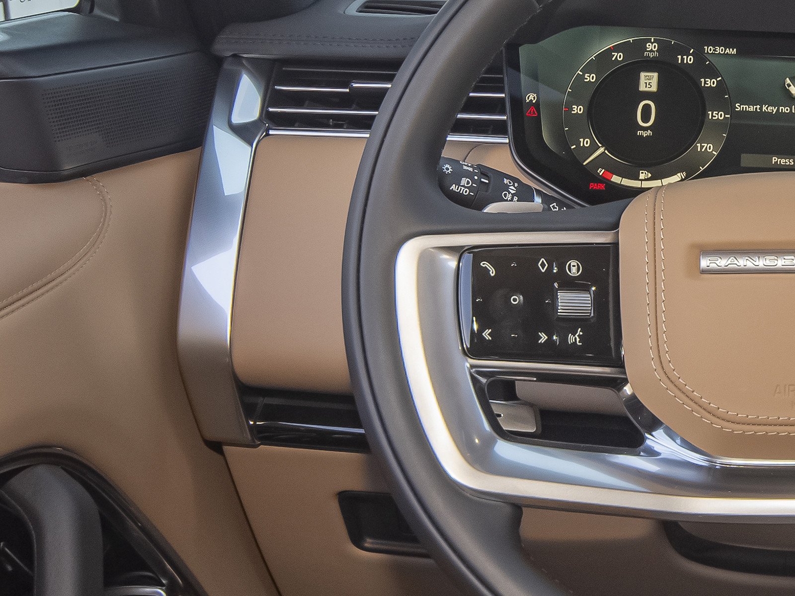 New 2026 Santorini Black Land Rover SE image 15