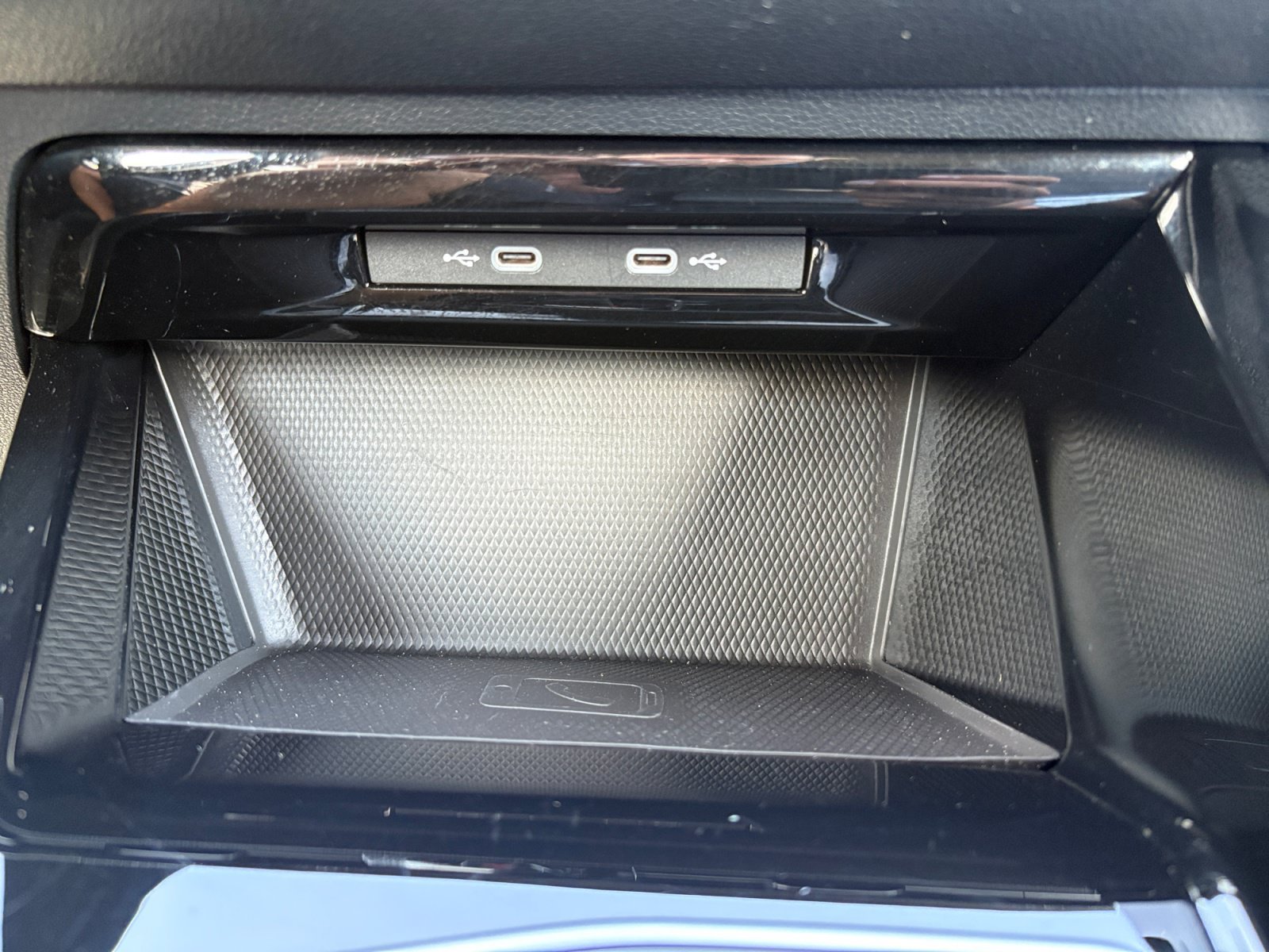 Used 2024 Opal White Pearl Volkswagen S image 18