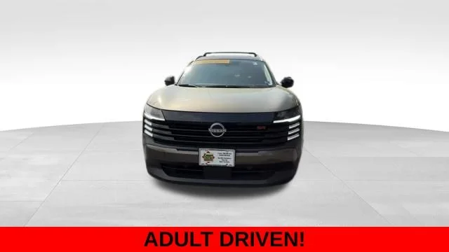 Used 2026 Brown Nissan SR image 2