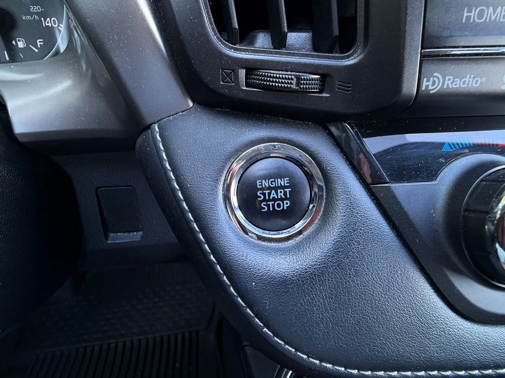 Used 2018 Gray Toyota XLE image 13