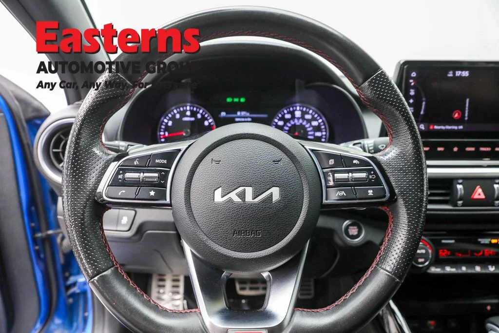 Used 2023 Blue Kia GT image 10