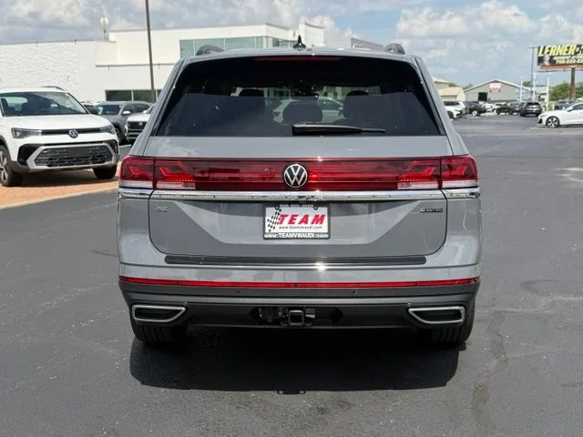 New 2026 Gray Volkswagen 2.0T SE w/Technology image 4