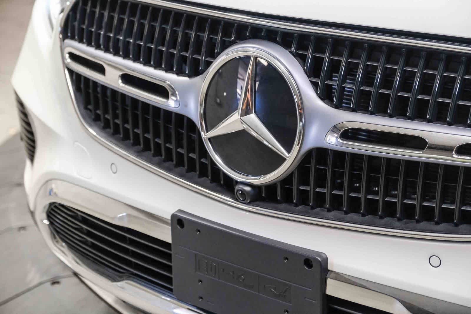 New 2026 Polar White Mercedes-Benz GLC 300 image 54
