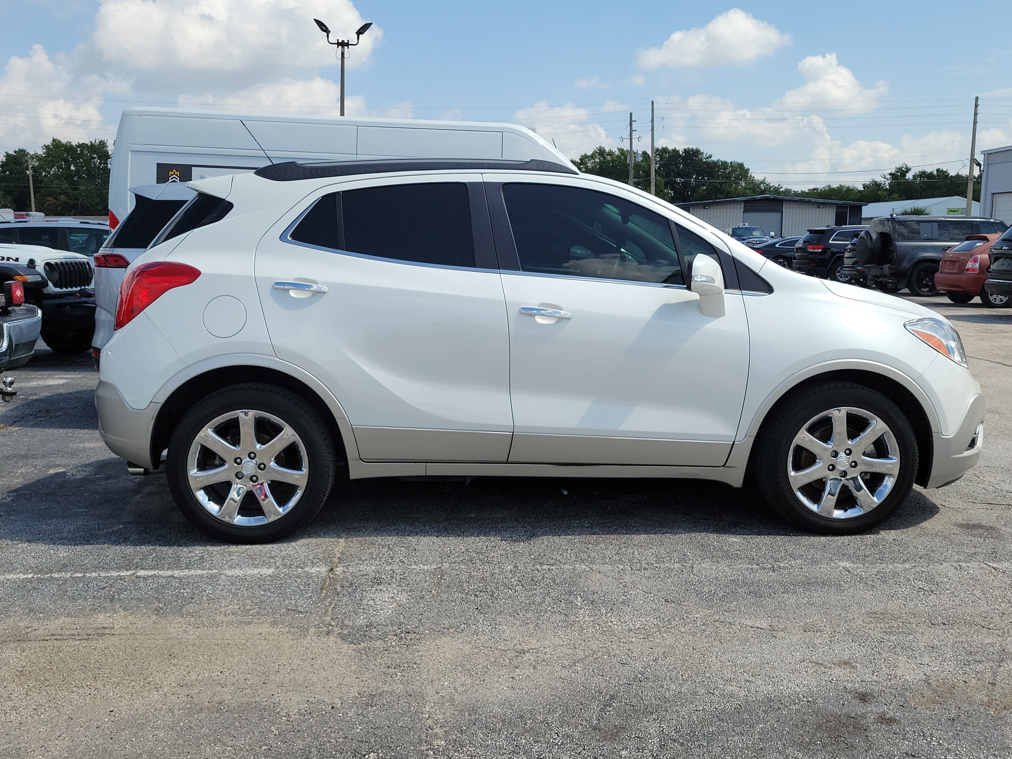 Used 2016 White Pearl Tricoat Buick Premium image 4