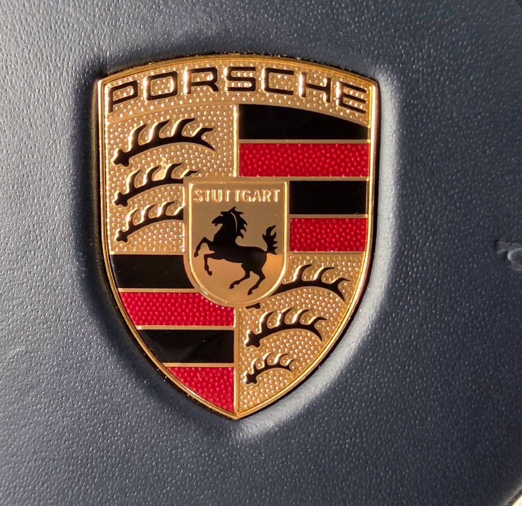 Used 2022 Moonlight Blue Metallic Porsche Turbo image 20
