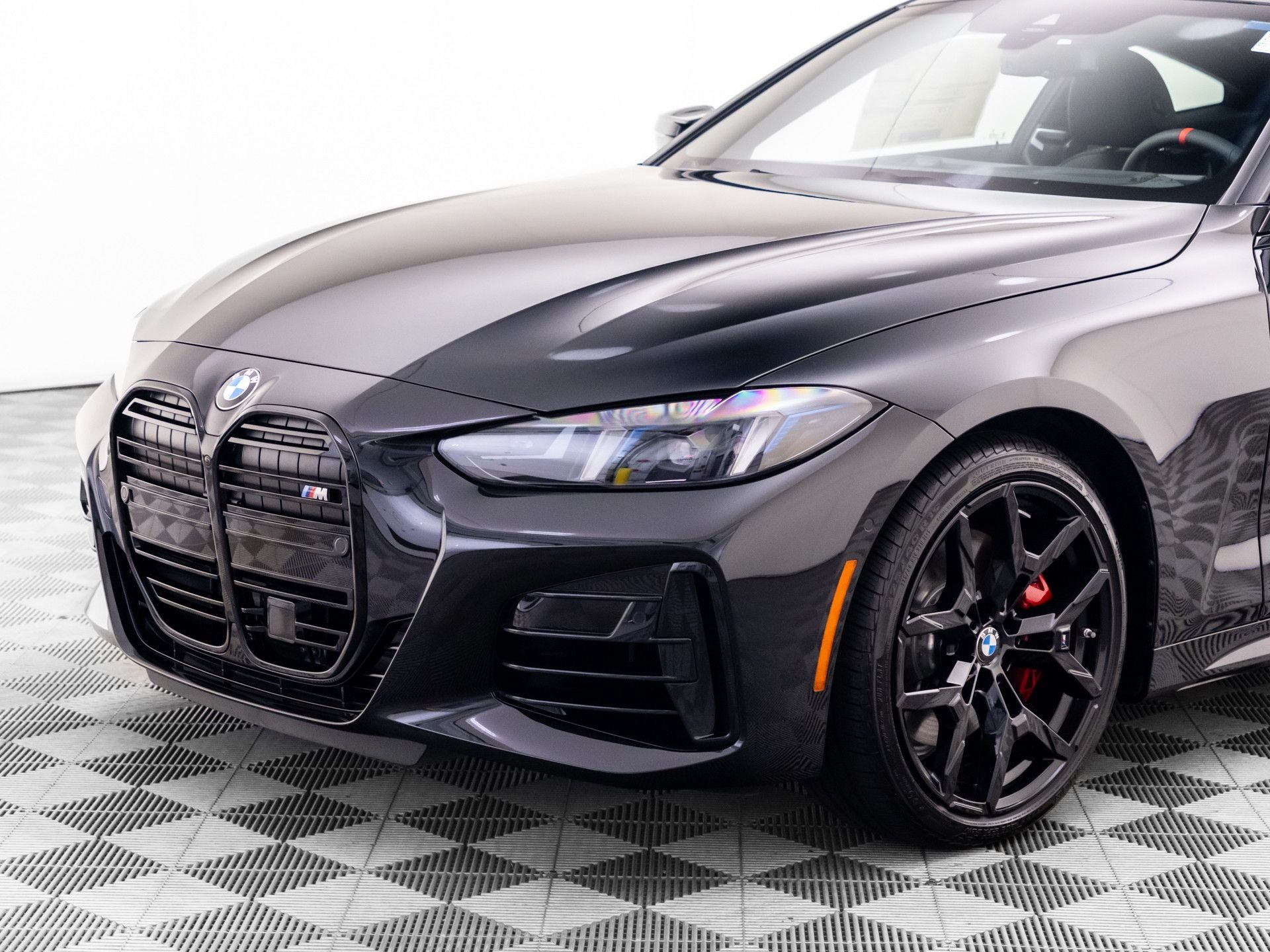 2026 BMW 4 Series M440i - Photo 35