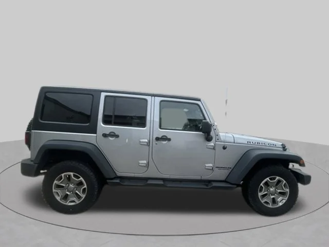 Used 2014 Gray Jeep Unlimited Rubicon image 2