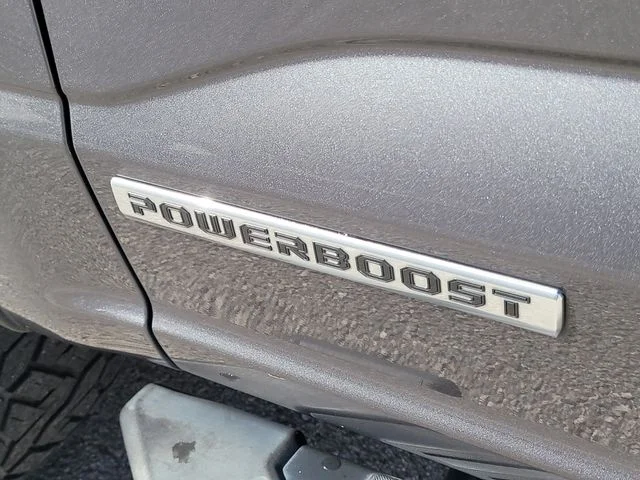 Used 2022 Gray Ford XLT image 10