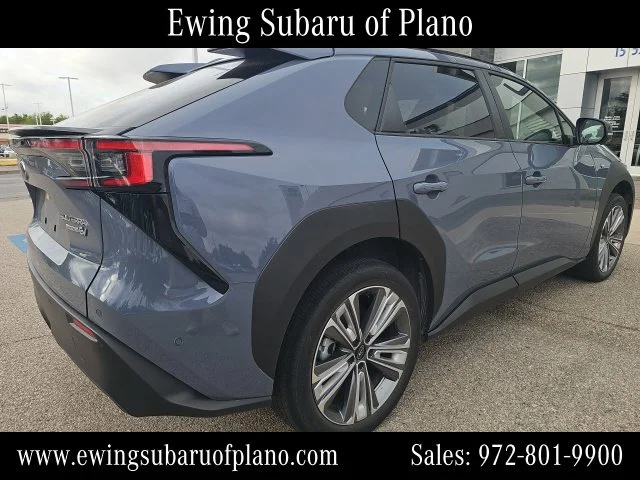 Used 2023 Gray Subaru Limited image 3