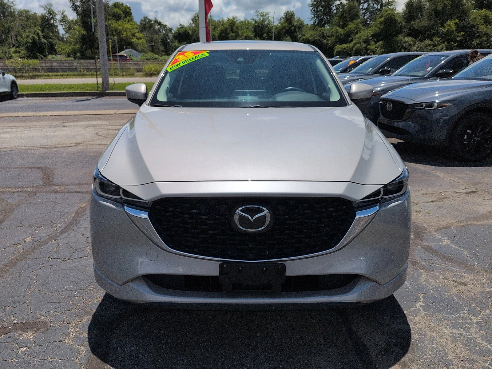 Used 2025 Platinum Quartz Metallic Mazda 2.5 S Preferred Package image 3