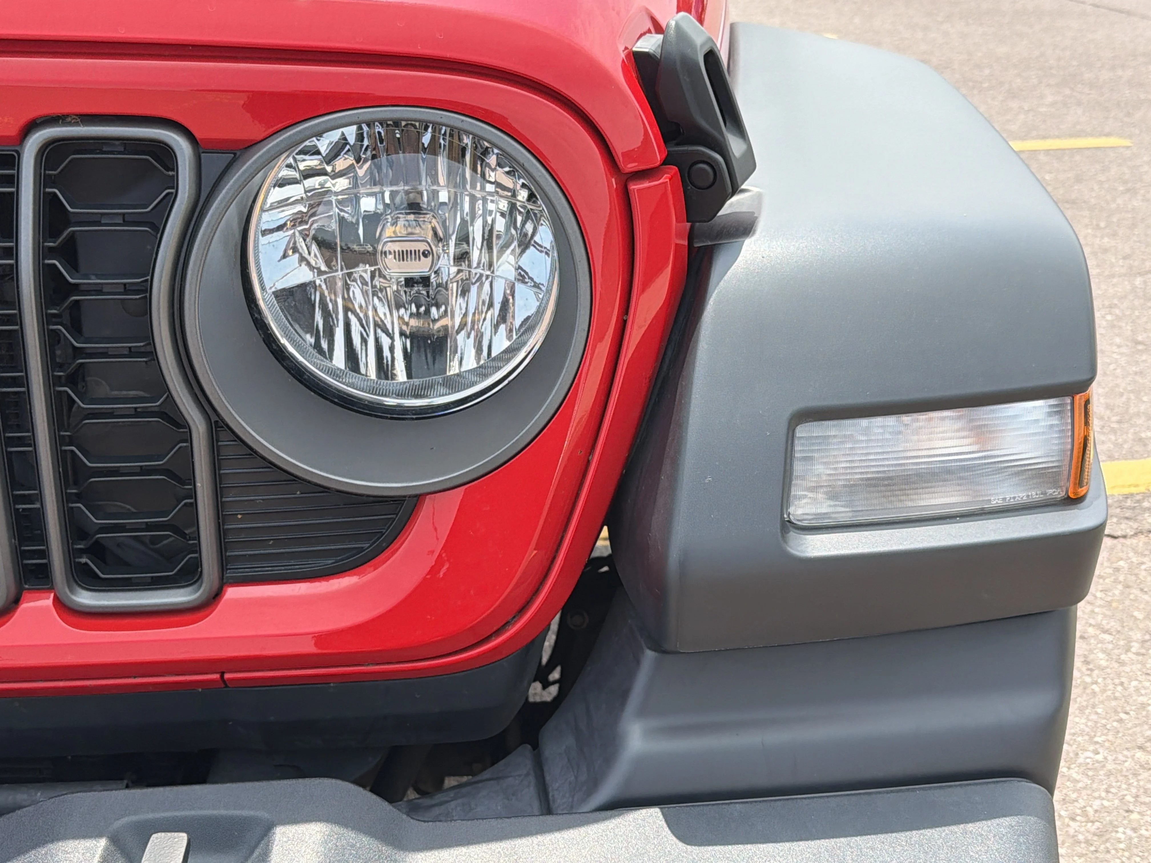 Used 2025 Firecracker Red Clearcoat Jeep Sport S image 16