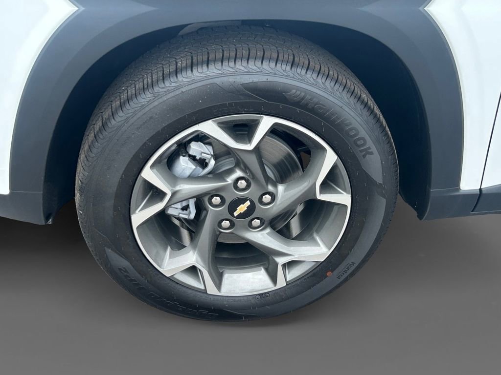 2026 Chevrolet Trax LT - Photo 10