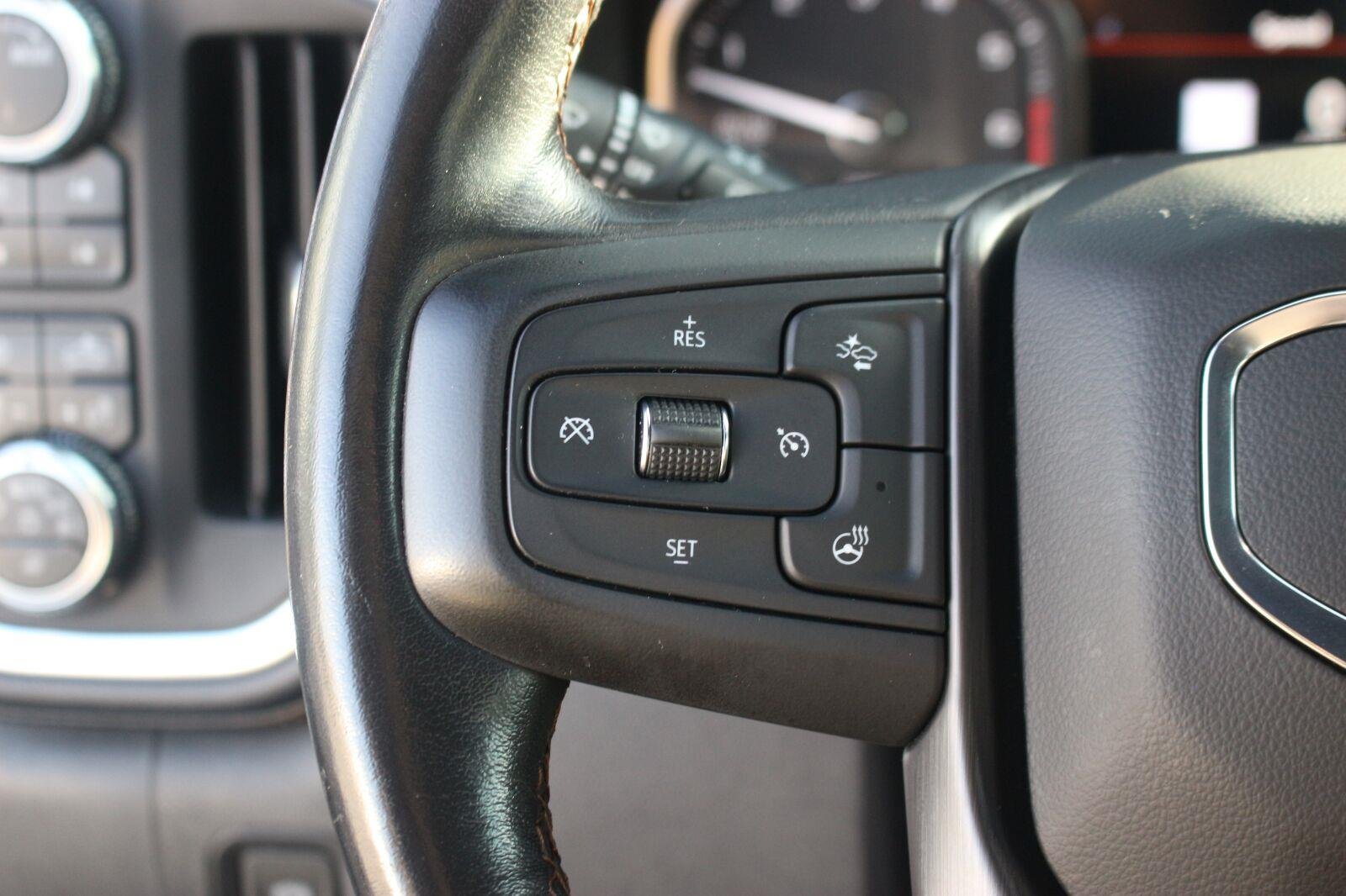 Used 2021 SUMMIT WHITE GMC AT4 image 21