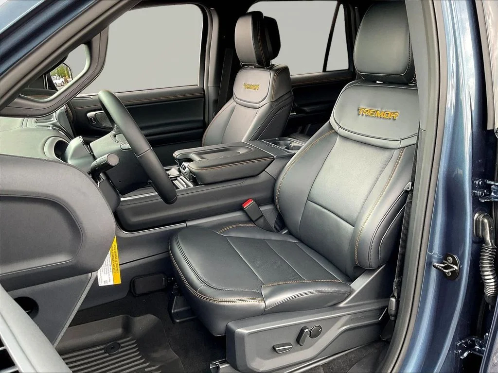 New 2027 Nocturnal Blue Metallic Ford Tremor® image 26