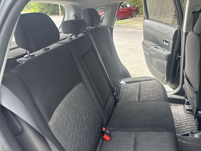Used 2020  Mitsubishi 2.0 ES image 11