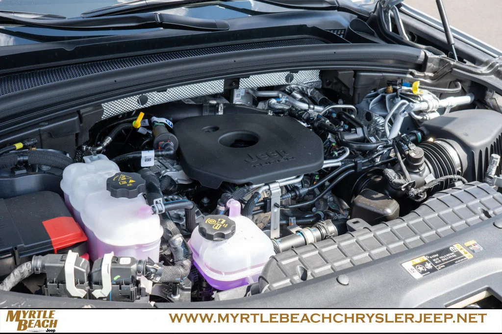 New 2026 Silver Zynith Exterior Paint Jeep Summit image 36