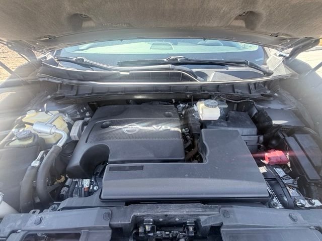 Used 2017 Gray Nissan Platinum image 41