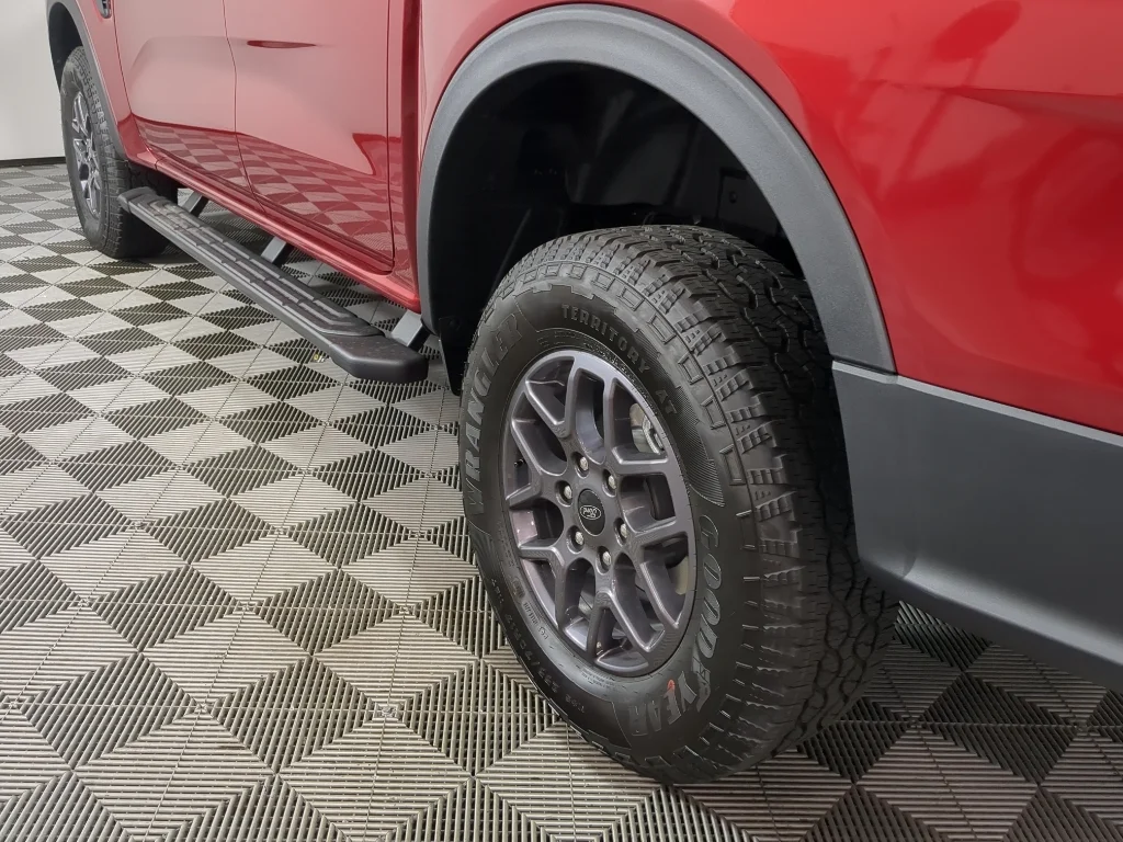 New 2026 Ruby Red Metallic Tinted Clearcoat Ford XLT image 5