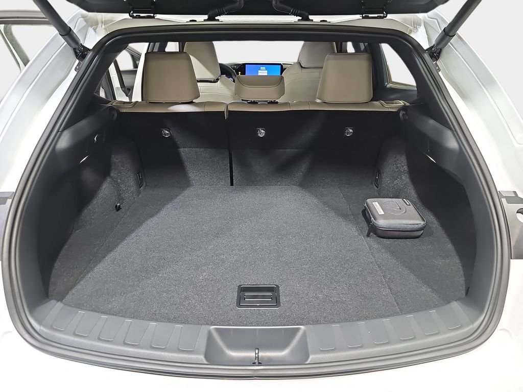 New 2026 Ultra White Lexus PREMIUM AWD image 12