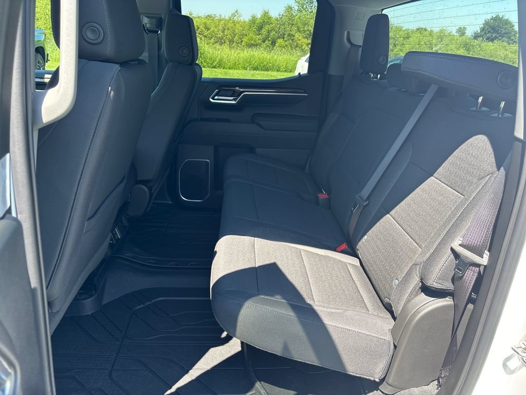 New 2026 Summit White Chevrolet LT image 26