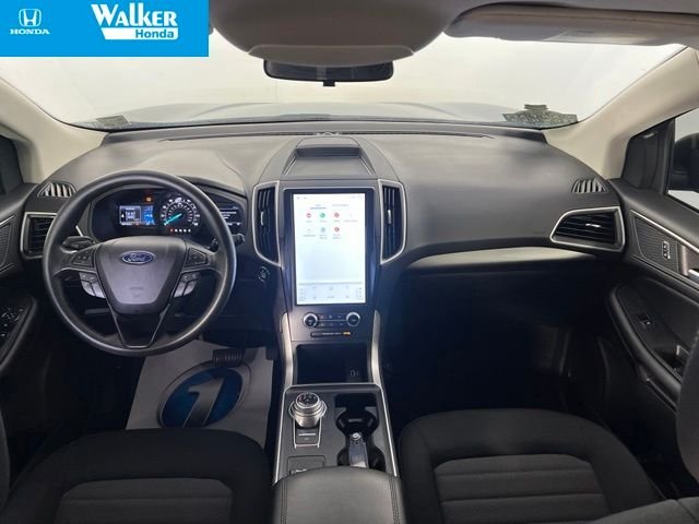 Used 2023 Black Ford SE image 35