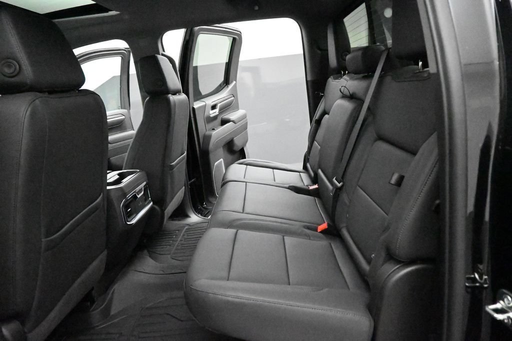 2026 GMC Sierra 1500 SLT - Photo 21