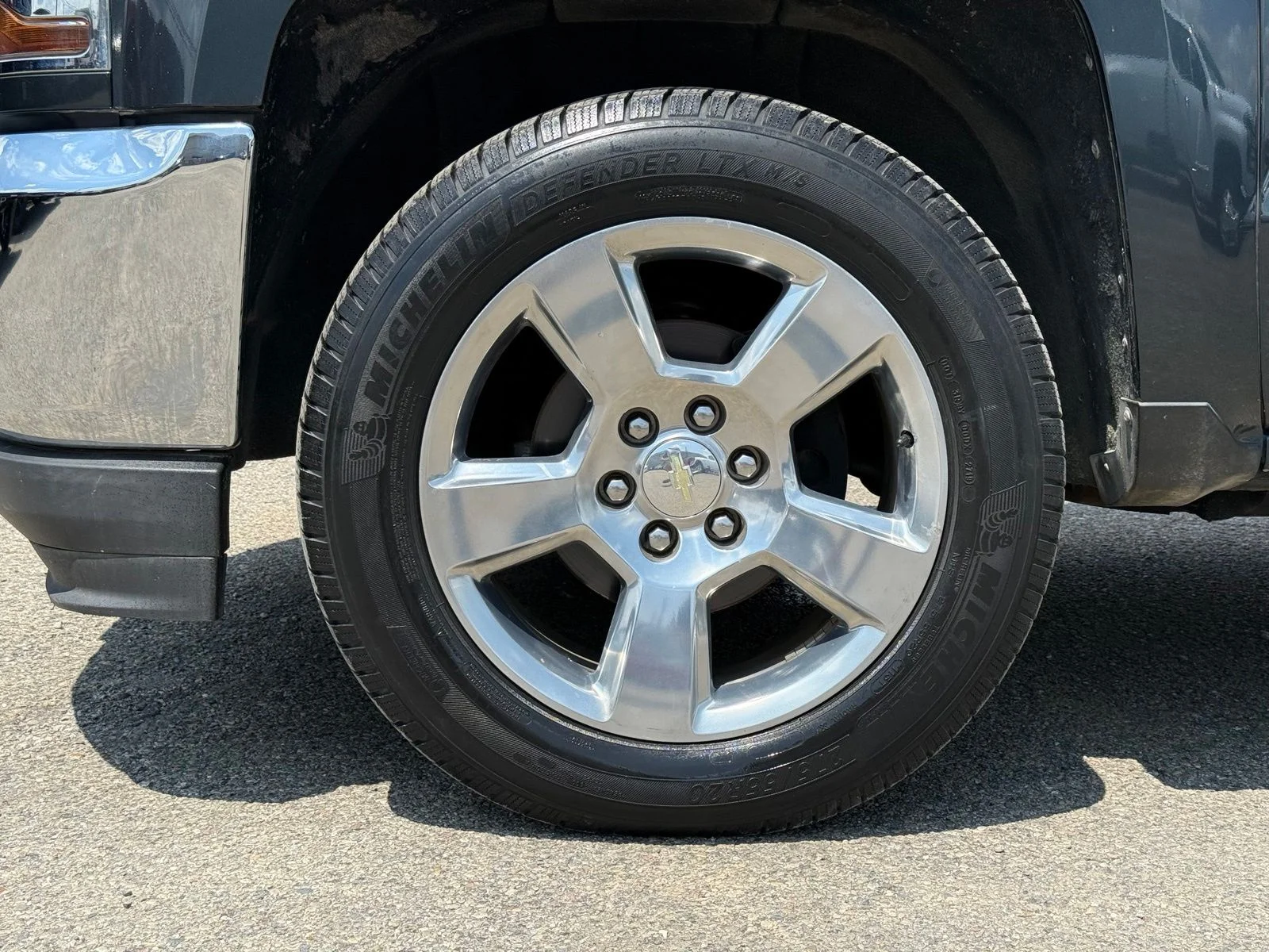 Used 2017 Gray Chevrolet LT image 11