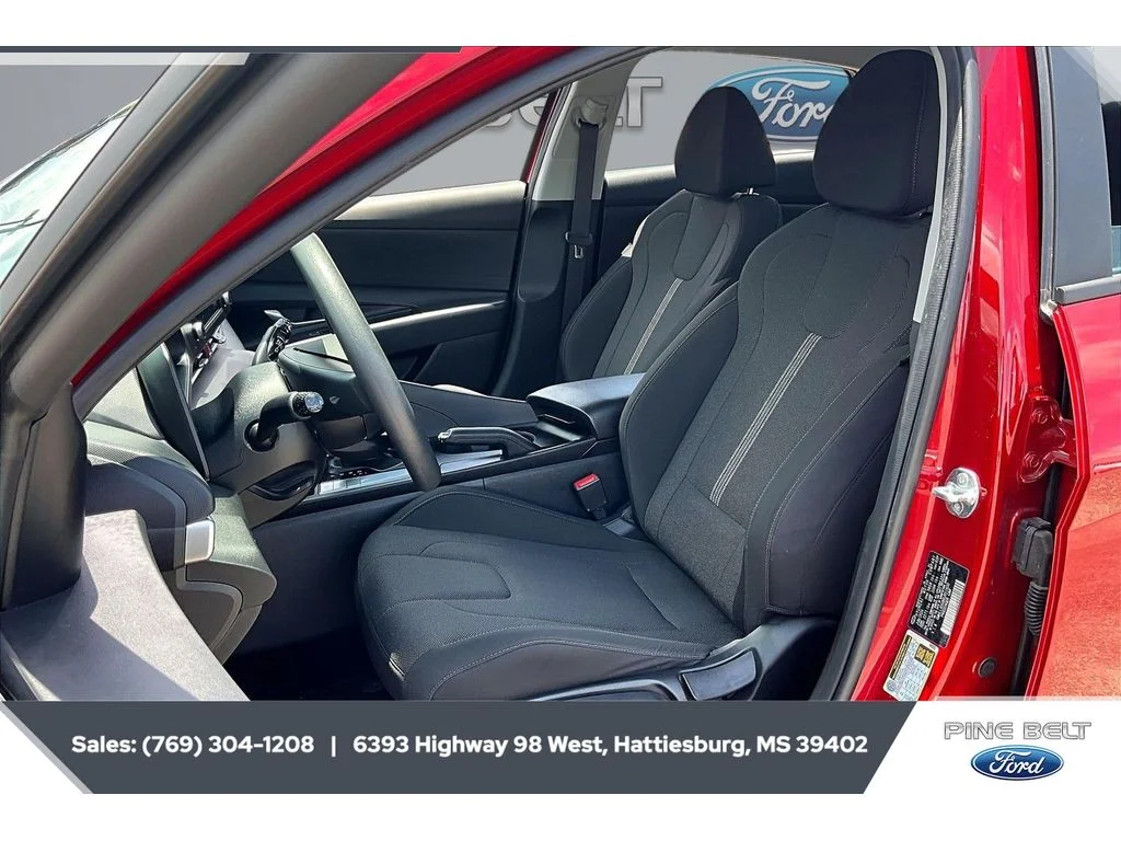Used 2024 Red Hyundai SE image 18