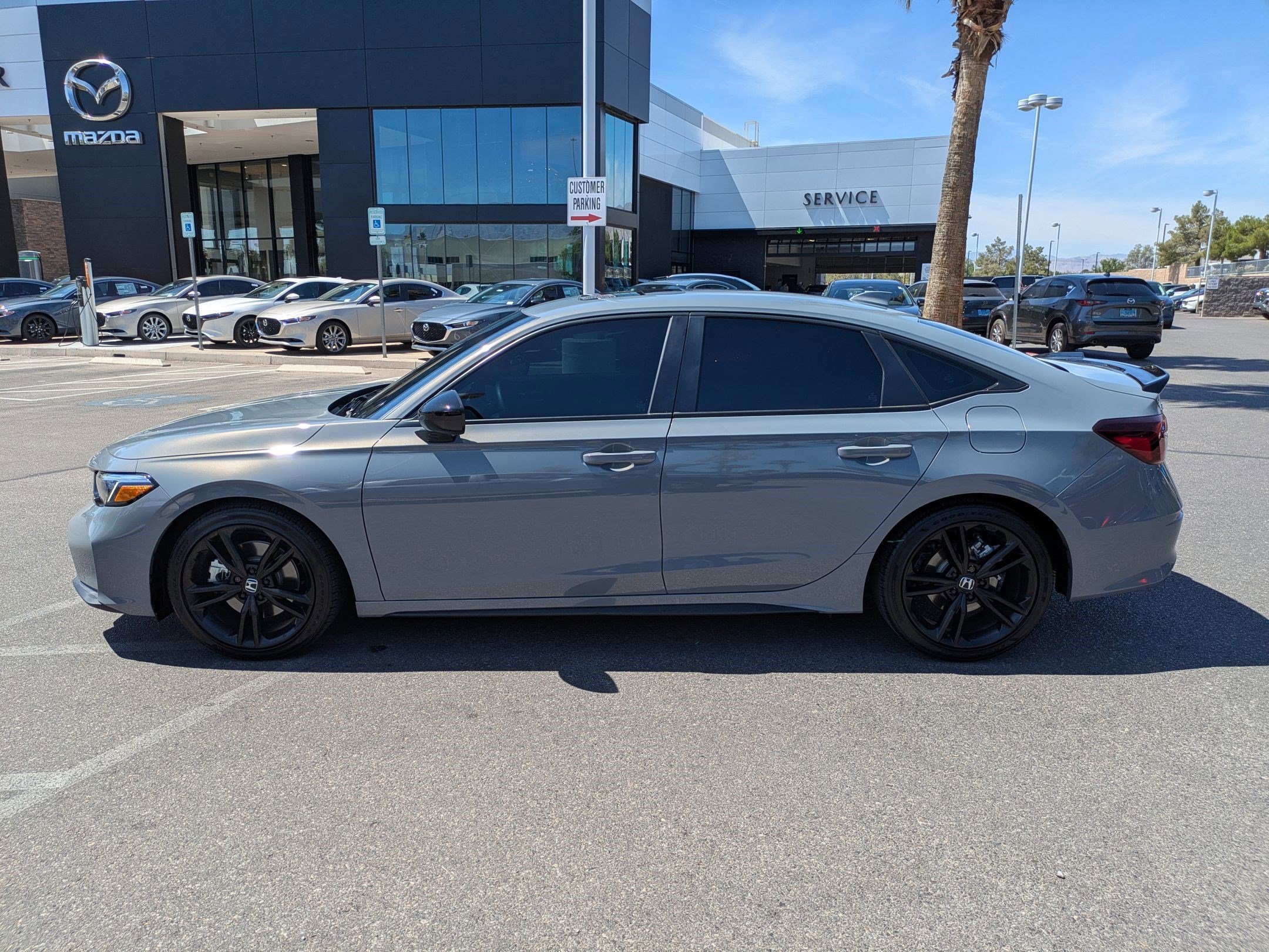 Used 2025 Urban Gray Pearl Honda  image 2
