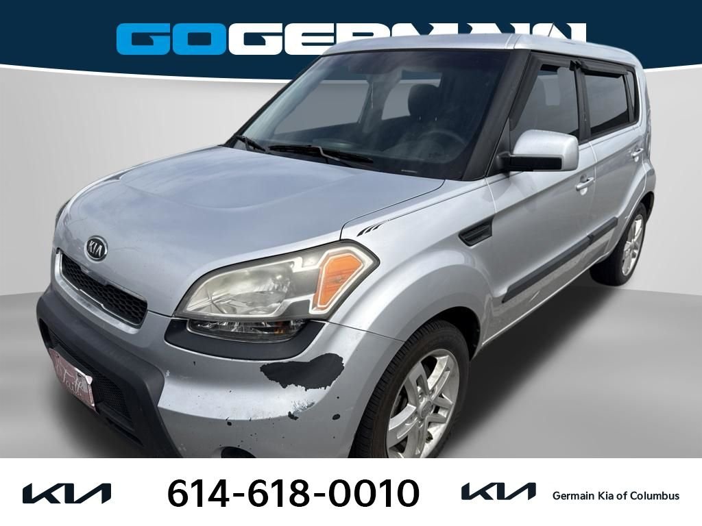 Used 2011 Silver Kia Plus image 1