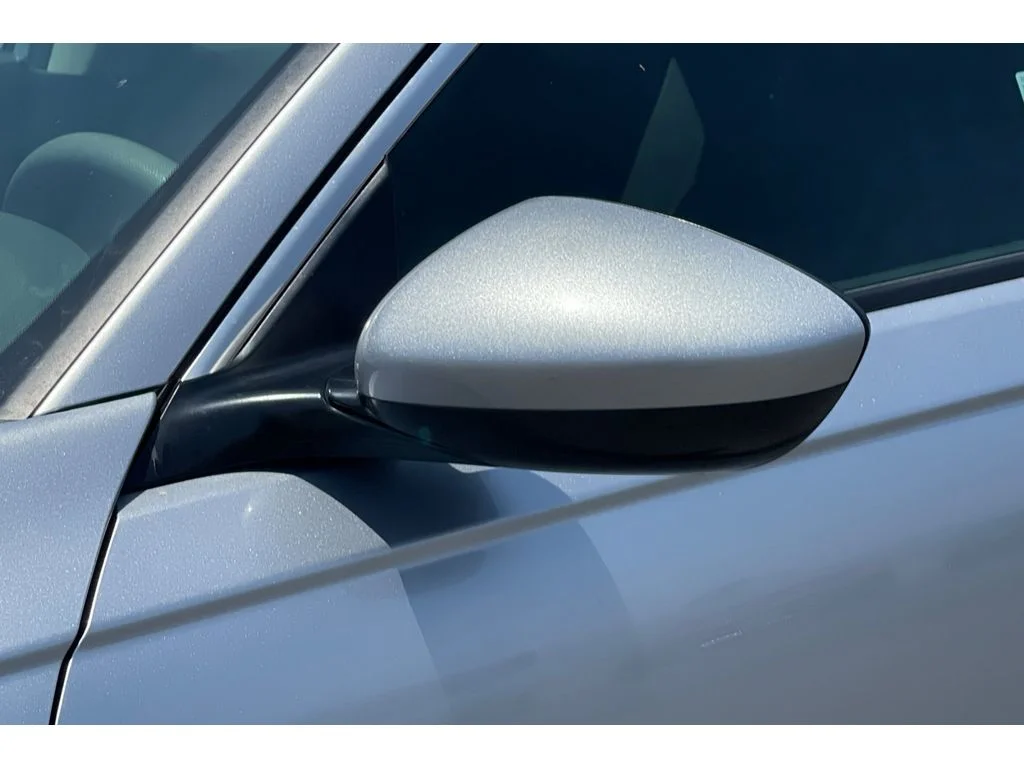 Used 2024 Solar Silver Metallic Honda LX image 12