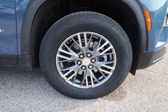 Used 2024 Blue Chevrolet LT image 14