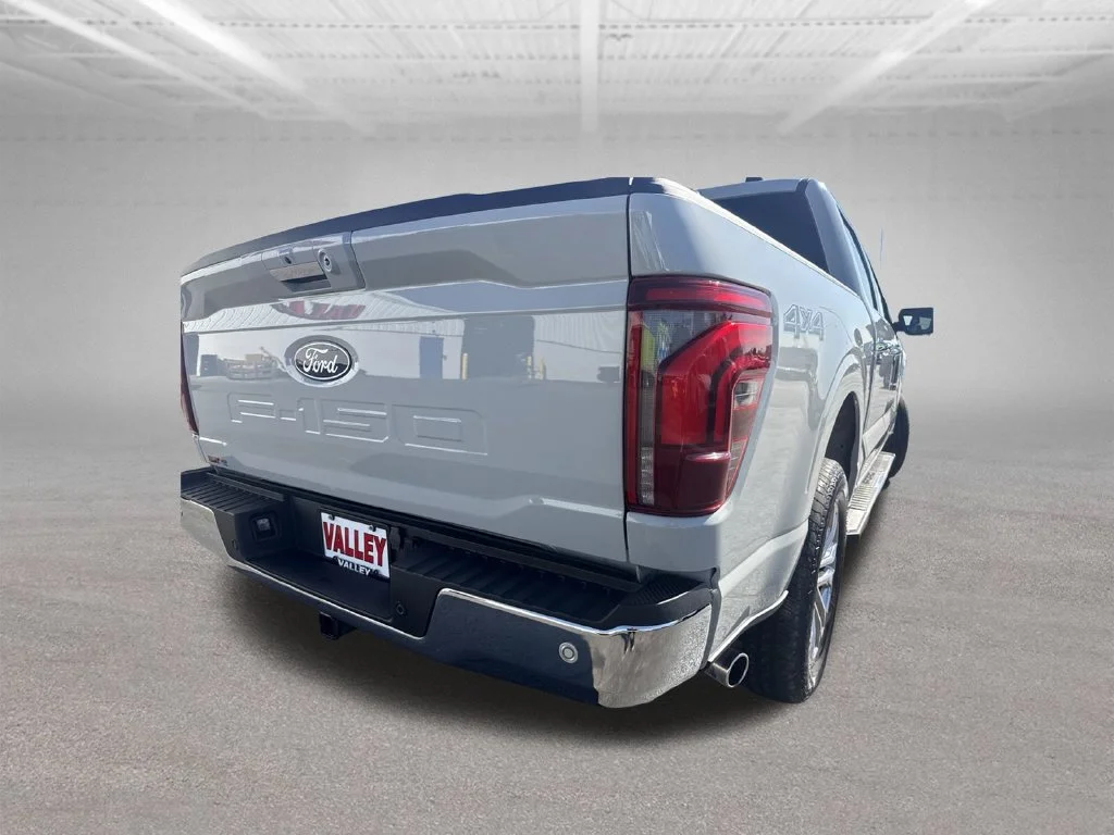 Certified Used 2024 Avalanche Ford Lariat image 20