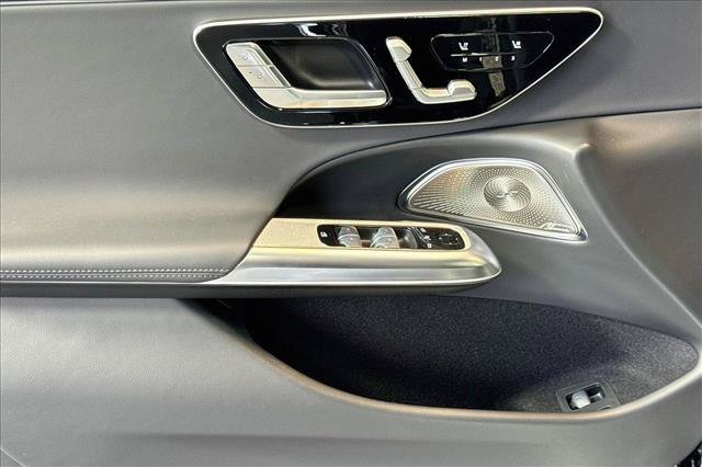 New 2027 Obsidian Black Metallic Mercedes-Benz AMG® E 53 Hybrid image 44